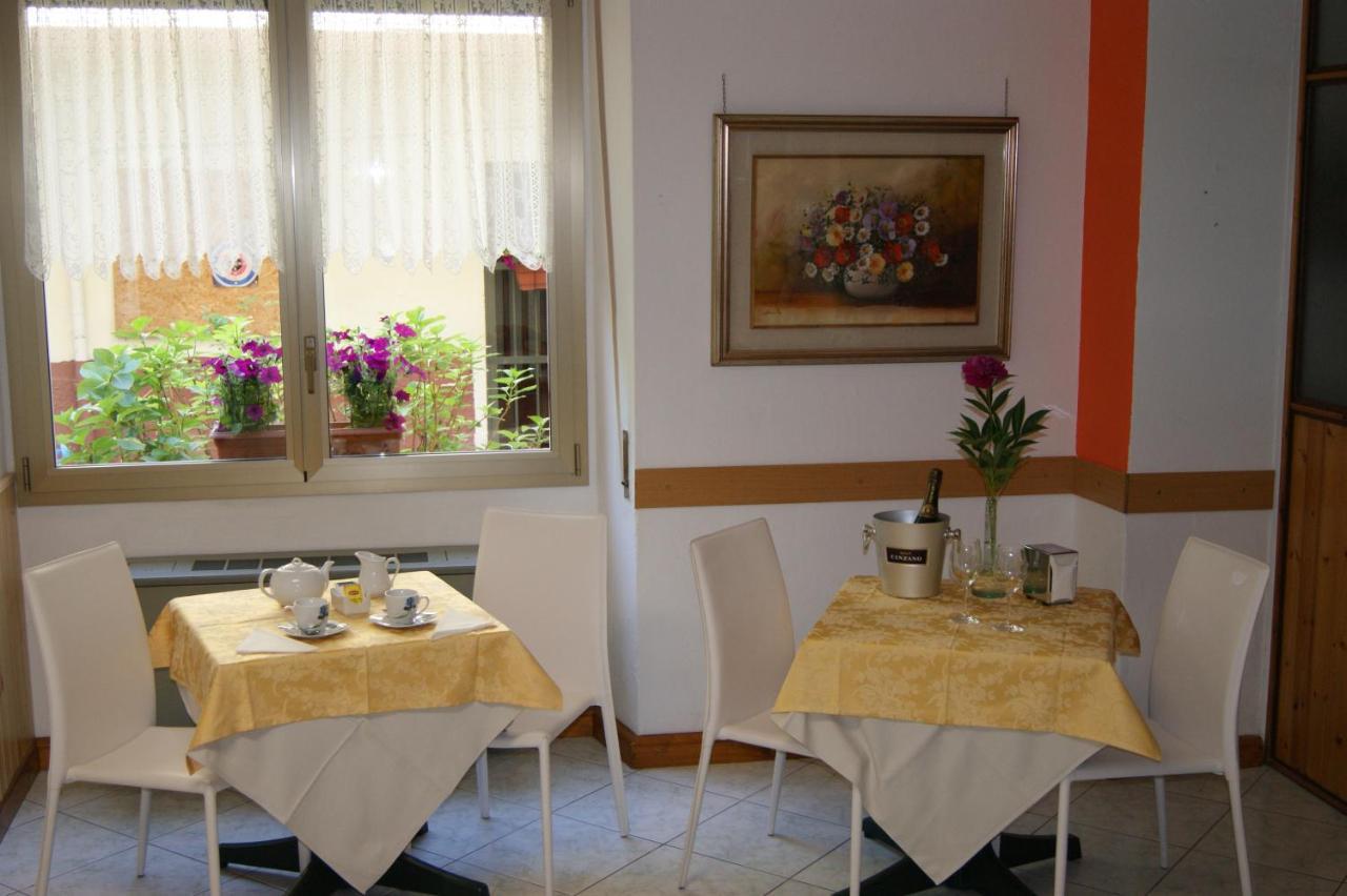 Albergo Ristorante Pace Bognanco Exteriör bild